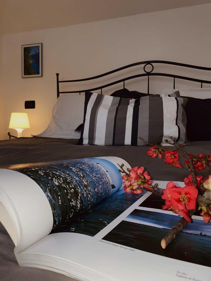 Ferienwohnung Antico Borgo Desenzano del Garda Exterior foto